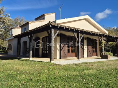 Maison - 183 m² - 6 pièces