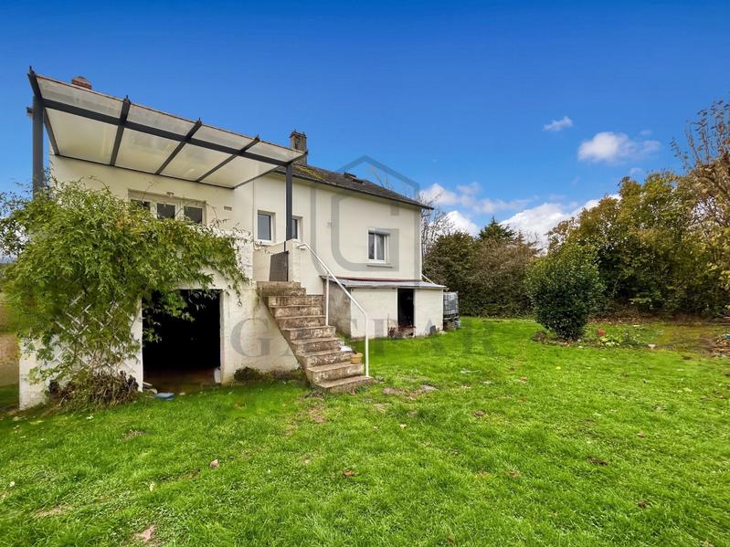 Maison - 95 m² - 5 pièces