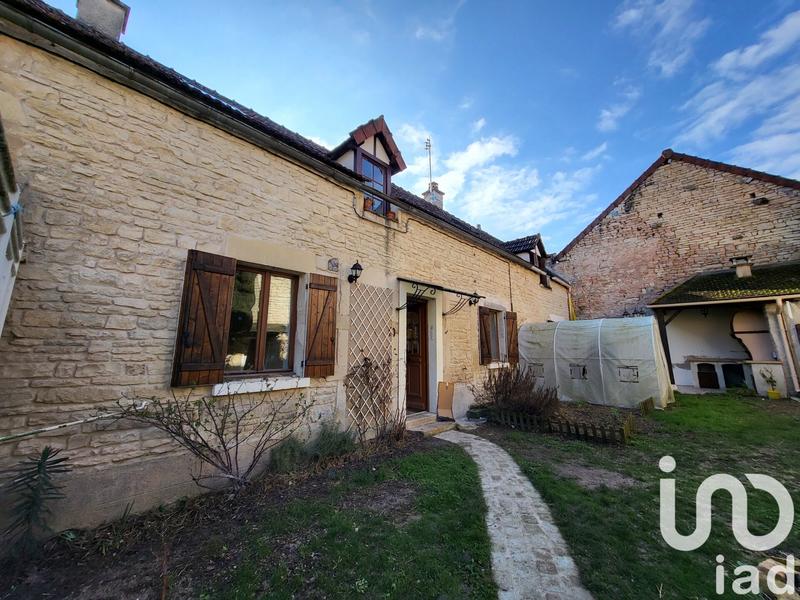 Maison de village - 105 m² - 5 pièces