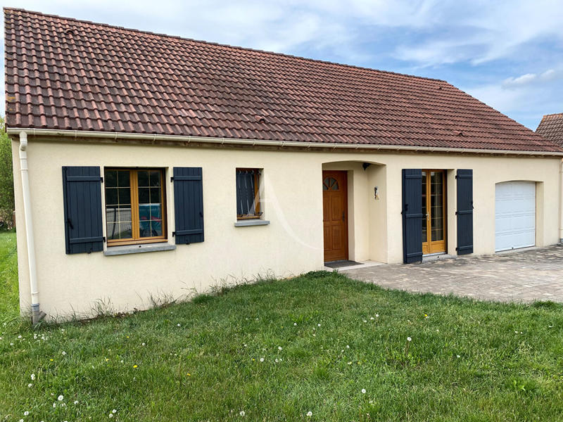 Maison - 85 m² - 5 pièces