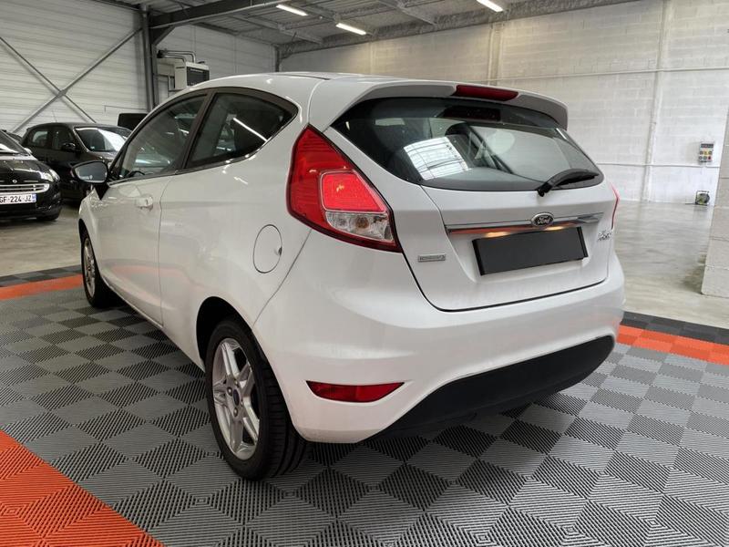 Ford Fiesta 1.0 EcoBoost 100 Ch Bva Powershift Titanium - Garantie 6 Mois