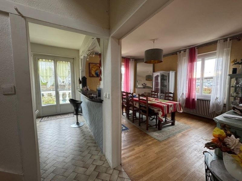 Maison - 92 m² - 5 pièces