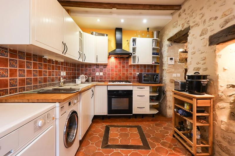 Maison - 96 m² - 4 pièces