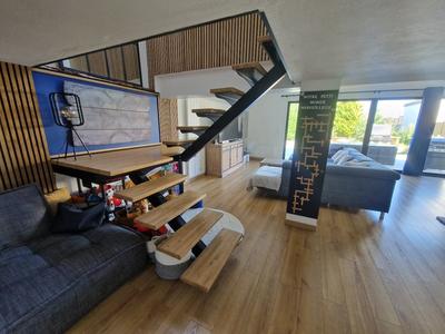 Maison - 148 m² - 7 pièces