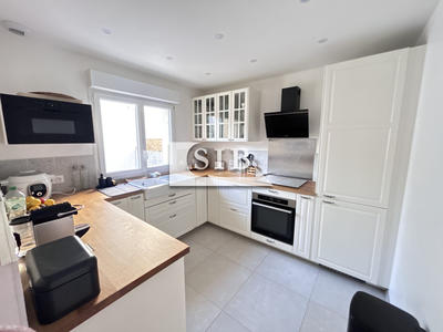 Maison - 150 m² - 6 pièces