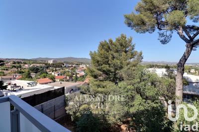 Appartement - 77 m² - 4 pièces