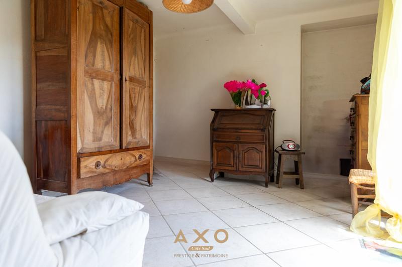 Propriété - 160 m² - 6 pièces