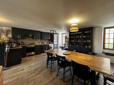 Maison de village - 191 m² - 7 pièces