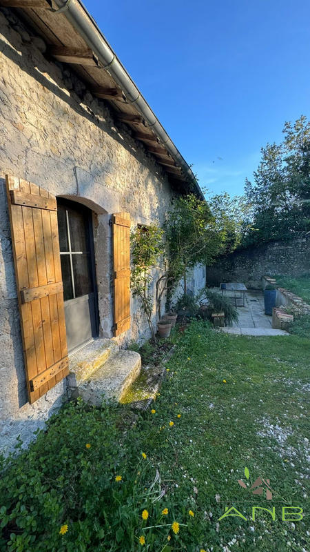 Maison ancienne - 180 m² - 7 pièces