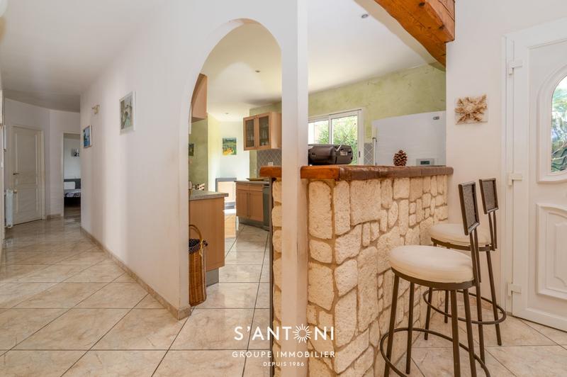 Maison - 147 m² - 4 pièces