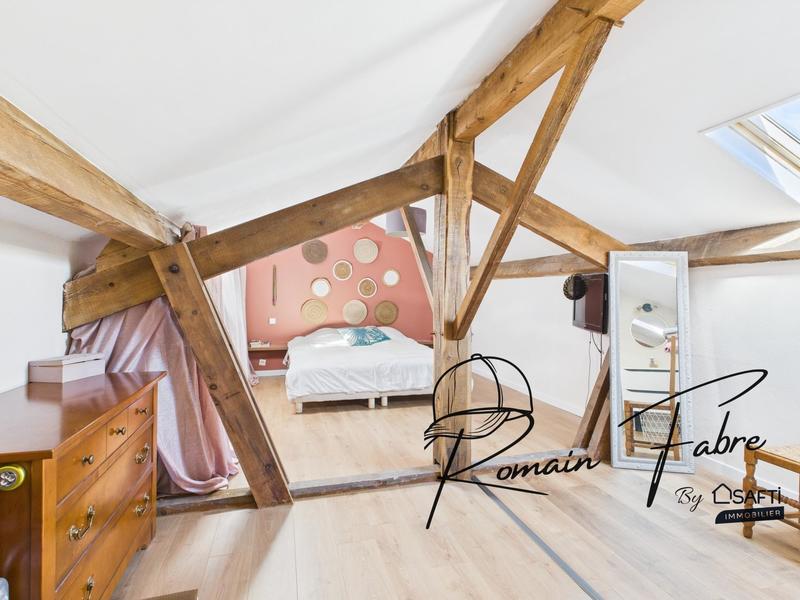 Maison - 180 m² - 6 pièces