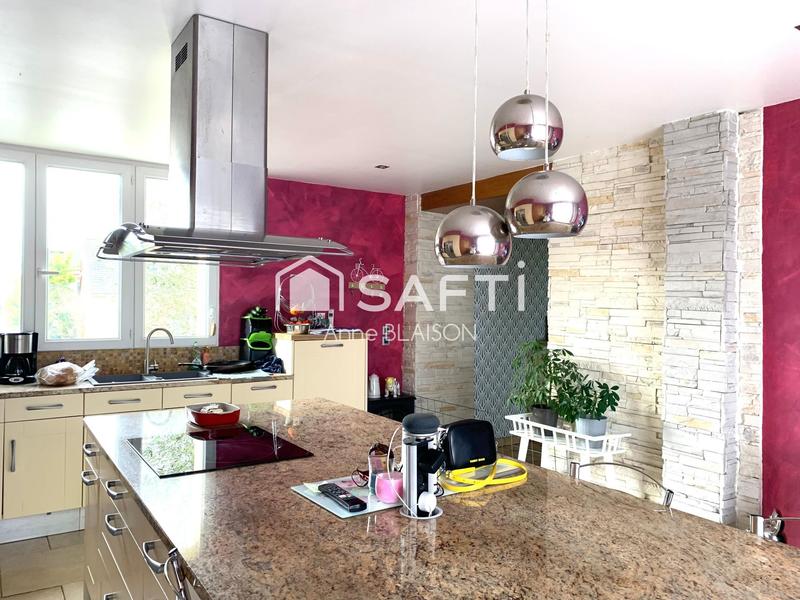 Maison - 209 m² - 7 pièces