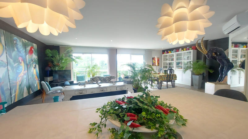 Villa - 166 m² - 5 pièces