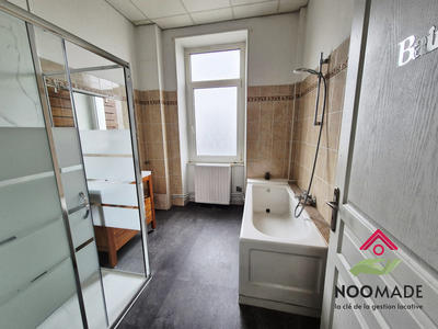 Appartement - 80 m² - 3 pièces