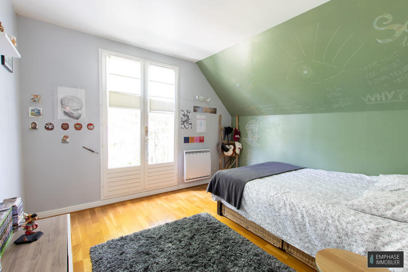 Maison contemporaine - 190 m² - 7 pièces