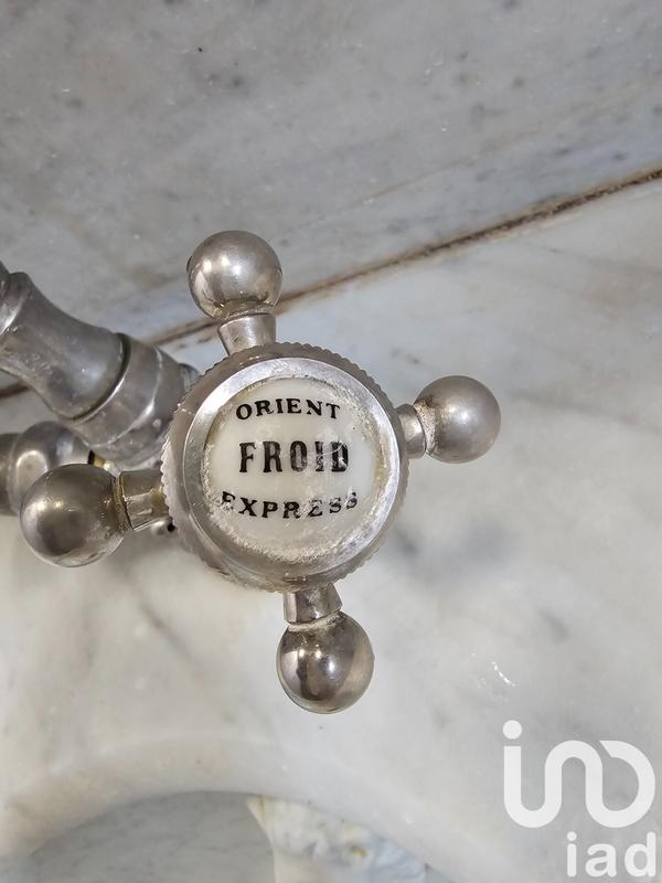 Maison - 170 m² - 9 pièces