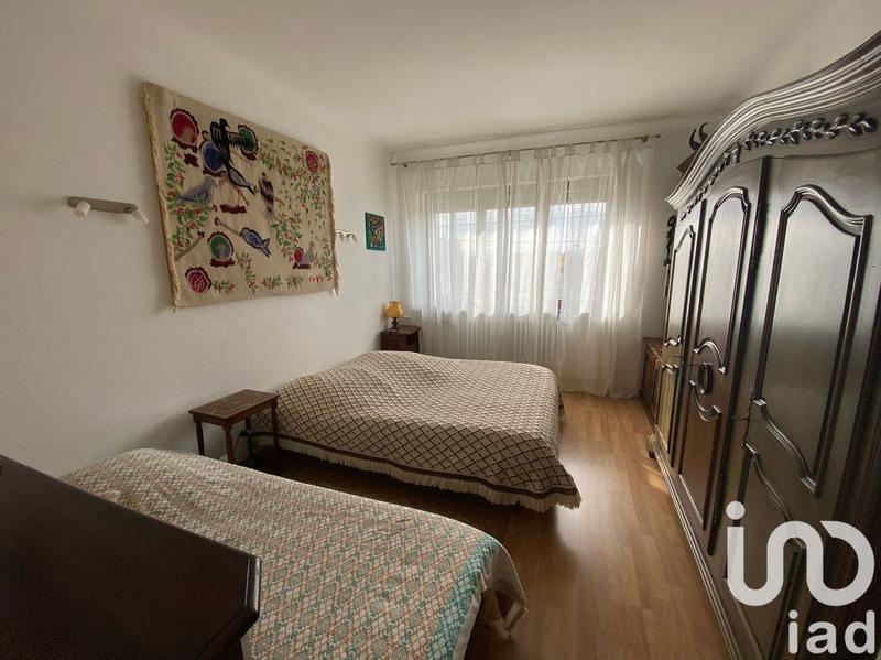 Maison - 240 m² - 9 pièces