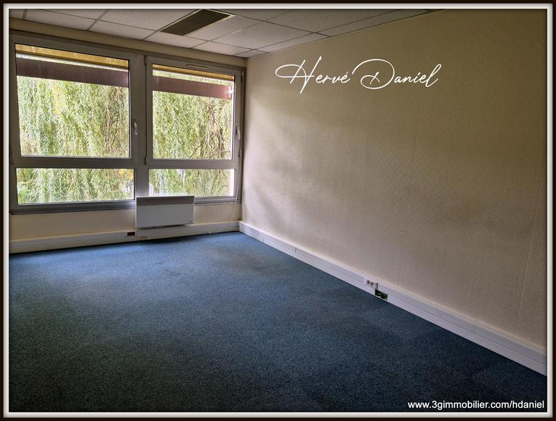 Bureau - 503 m² - 16 pièces
