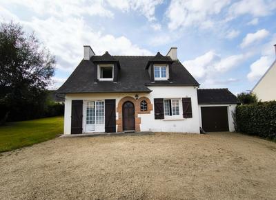 Maison - 98 m² - 5 pièces