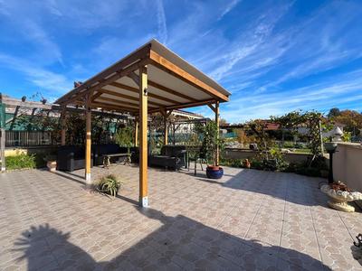 Maison - 191 m² - 8 pièces