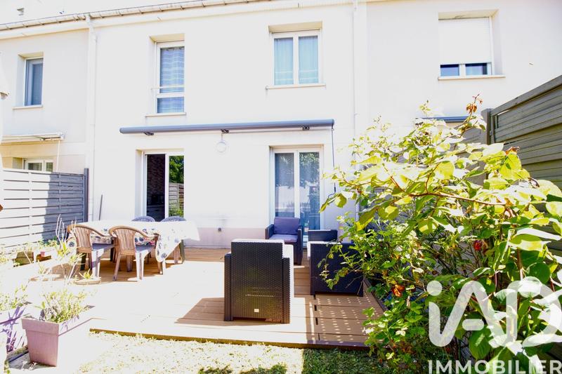 Maison - 93 m² - 5 pièces