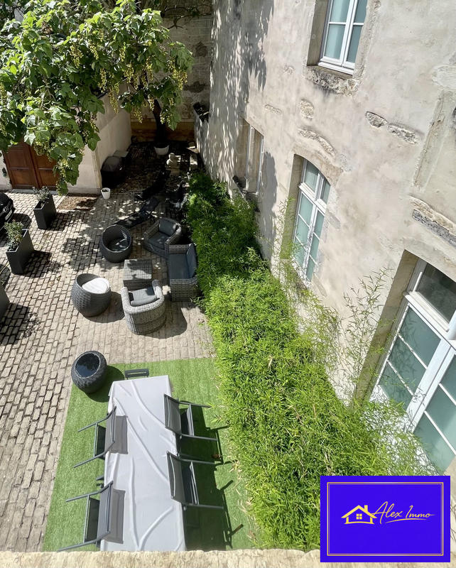 Appartement - 147 m² - 7 pièces