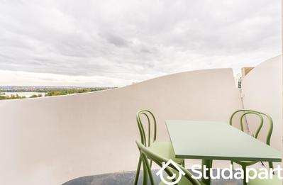 Chambre - 11 m² - 1 pièce