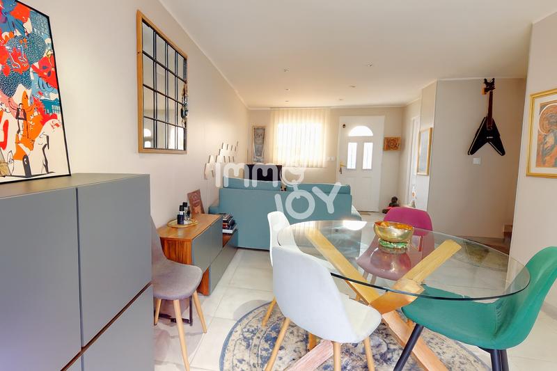 Maison - 105 m² - 5 pièces