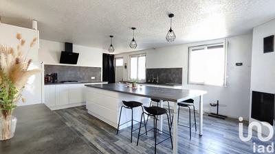 Maison - 101 m² - 5 pièces