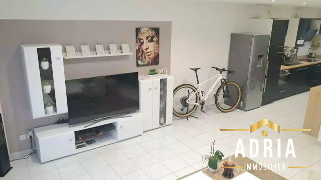 Maison - 78 m² - 3 pièces