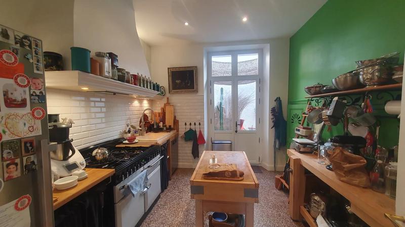 Maison de ville - 349 m² - 12 pièces