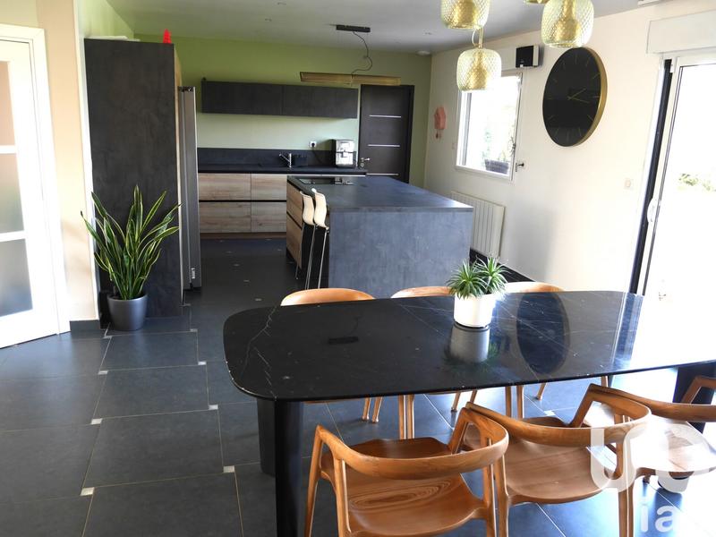 Maison - 160 m² - 5 pièces