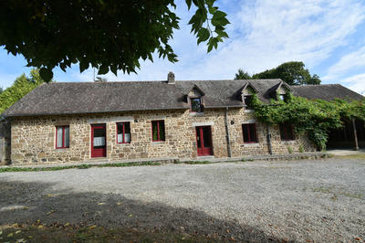 Propriété - 173 m² - 10 pièces