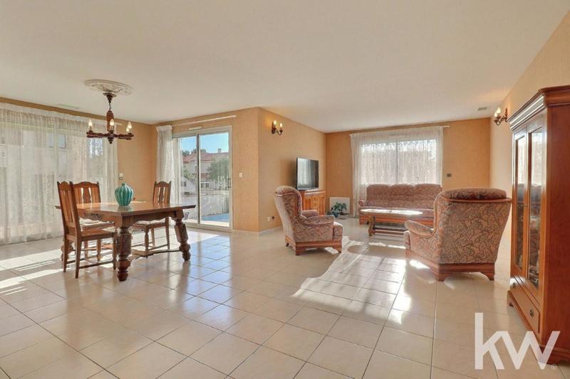 Maison - 185 m² - 6 pièces