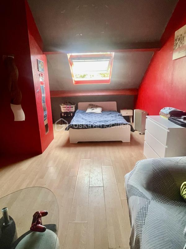 Maison - 159 m² - 7 pièces