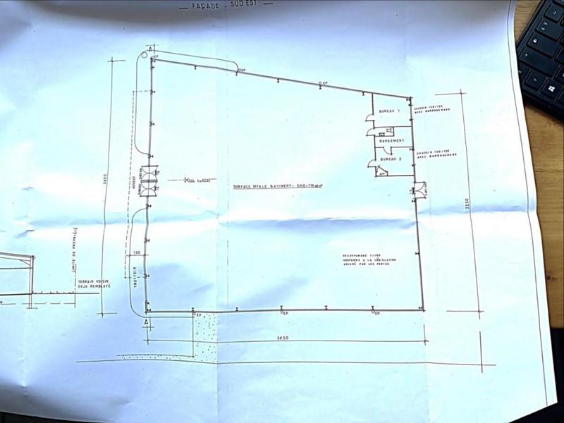 Local commercial - 720 m²