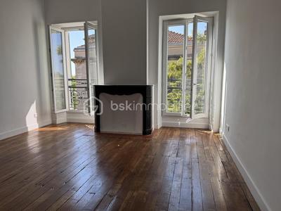 Appartement - 58 m² - 3 pièces