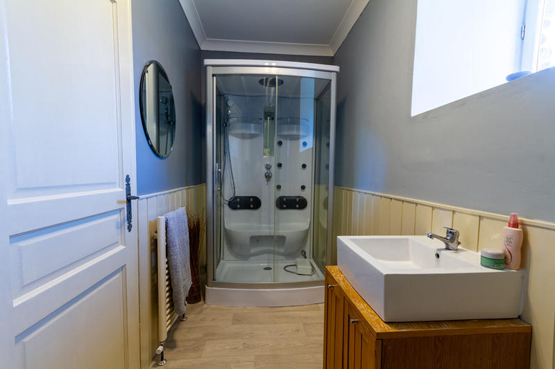 Maison - 321 m² - 12 pièces