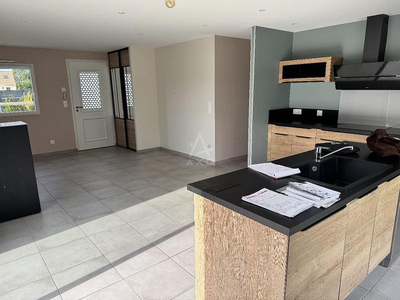 Maison - 85 m² - 4 pièces