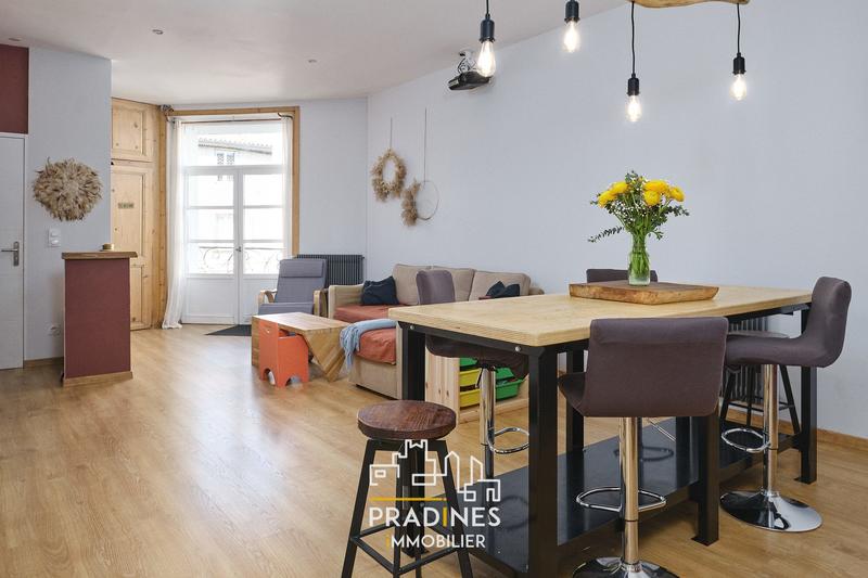 Appartement - 85 m² - 4 pièces