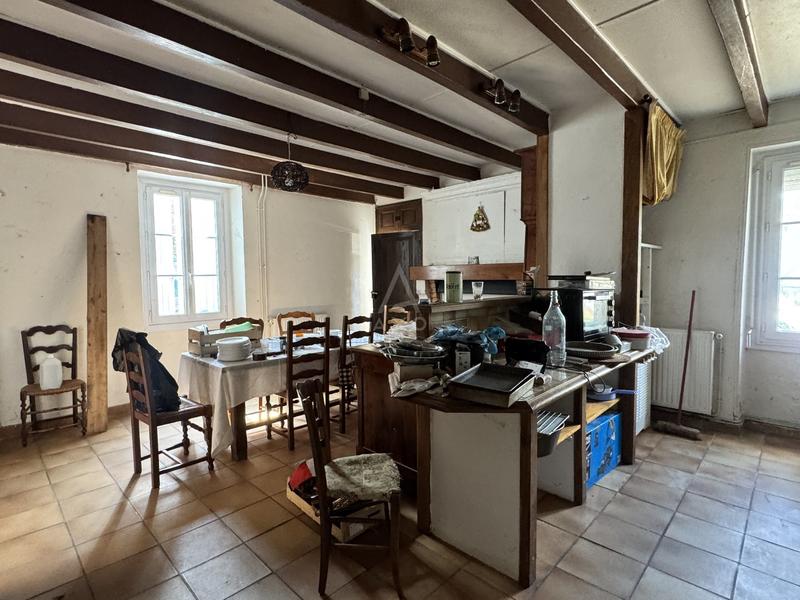 Maison - 162 m² - 10 pièces