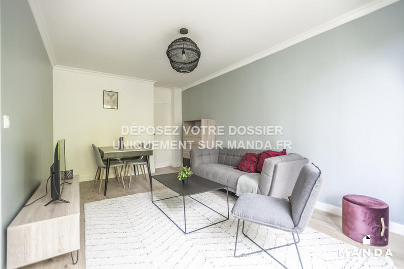 Chambre - 11 m² - 4 pièces
