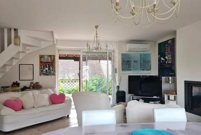 Maison - 186 m² - 6 pièces