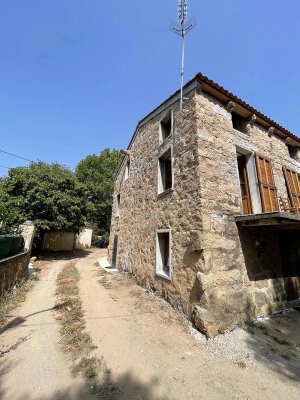 Maison de village - 55 m² - 4 pièces