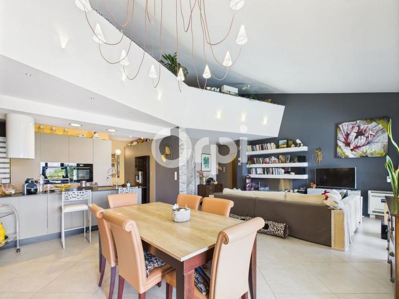 Villa - 178 m² - 6 pièces