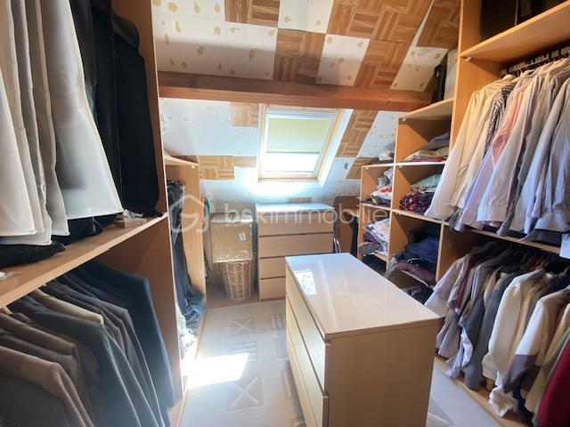 Maison - 180 m² - 8 pièces