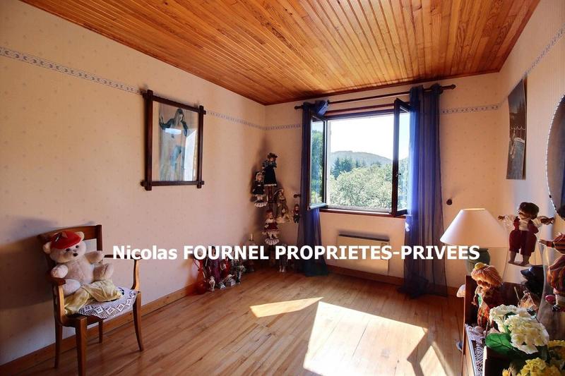 Maison - 107 m² - 5 pièces