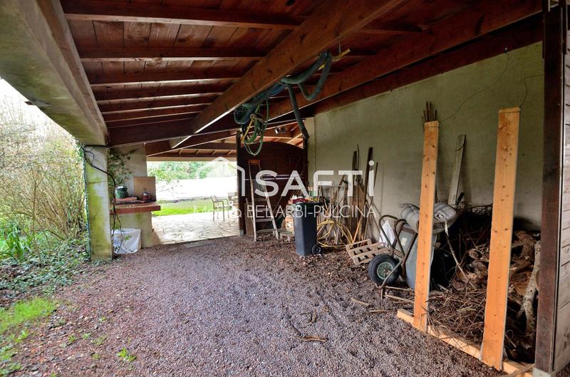 Maison - 201 m² - 7 pièces