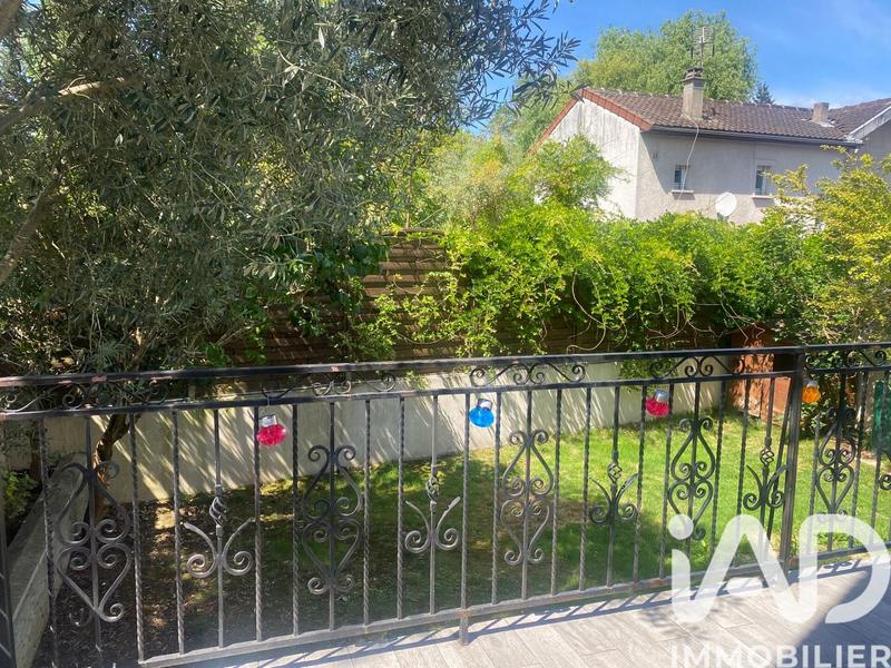 Maison - 144 m² - 7 pièces