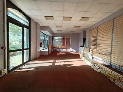 Local d'activités - 65 m² - 2 pièces